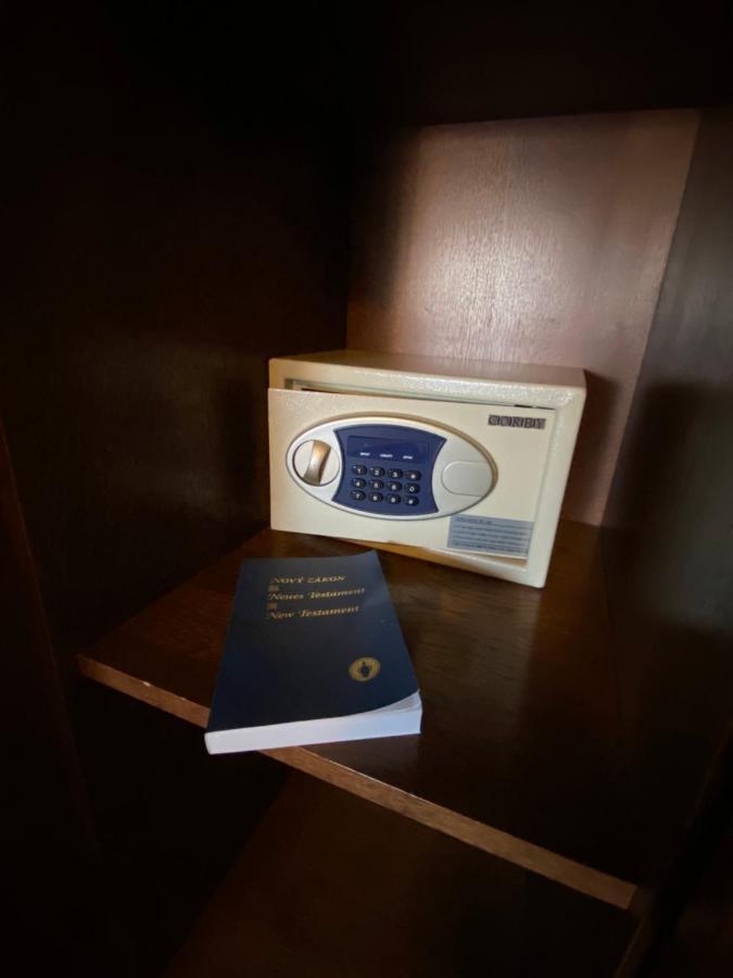 Zamecky Hotel Zlaty Orel Hranice  Eksteriør bilde