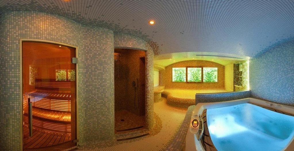 Zamecky Hotel Zlaty Orel Hranice  Fasiliteter bilde